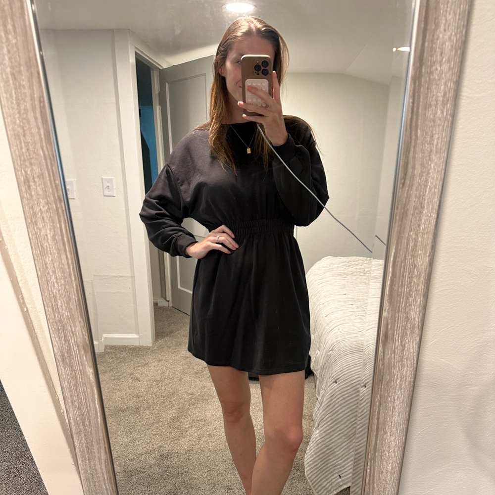 H&M dress // size small // mini dress